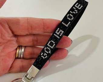 ラインストーン 車用キーホルダー メタルレザー ブラック ホワイト クリスタル パーソナライズギフト