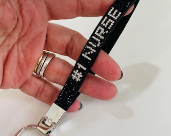 ラインストーン 車用キーホルダー メタルレザー ブラック ホワイト クリスタル パーソナライズギフト