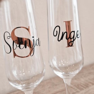 Sektglas mit Namen und Monogramm - personalisiertes Geschenk | Hochzeitsgeschenk | Geburtstag | JGA | Weihnachten