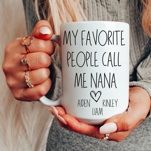 Custom Nana Mug, New Grandma Gift, Grandchild names, Grandma 2023, Custom Grandma Mug, Grandma Mothers day Gift, Gigi, Nana, Mimi gift