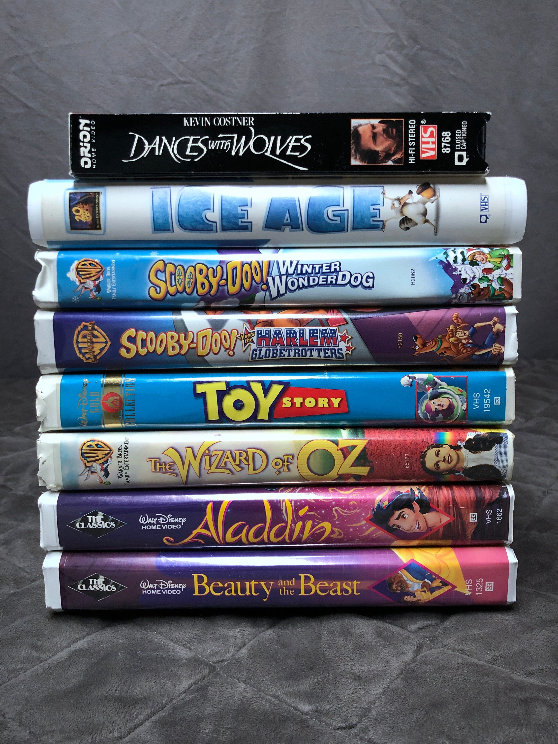 8 VHS Tape Lot Disney Pixar Wizard of OZ Toy Story Aladdin Etsy