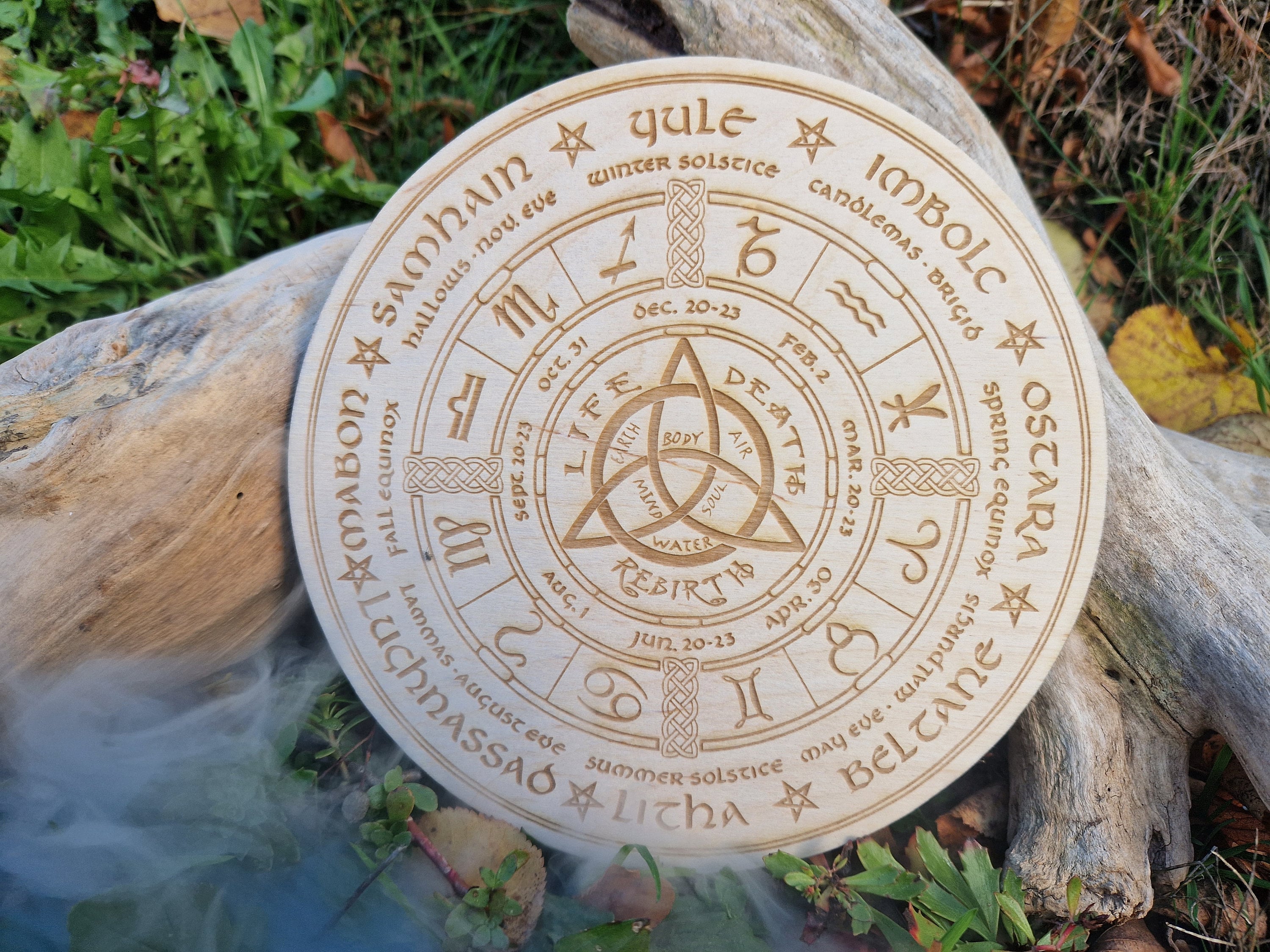 Rad des Jahres auf Birkensperrholz, Pagan Altar, Sabbatkalender, Hexenschrein, Hexenrad, Hexengeschenke, Wiccan Dekor