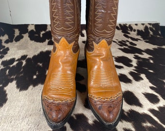 6.5 Women's  Vintage Tony Lama Two Toned Western Cowboy Boot, Wing-Tip Snake Toe, and Double Stitched Western Style Design on Calf of Boot,