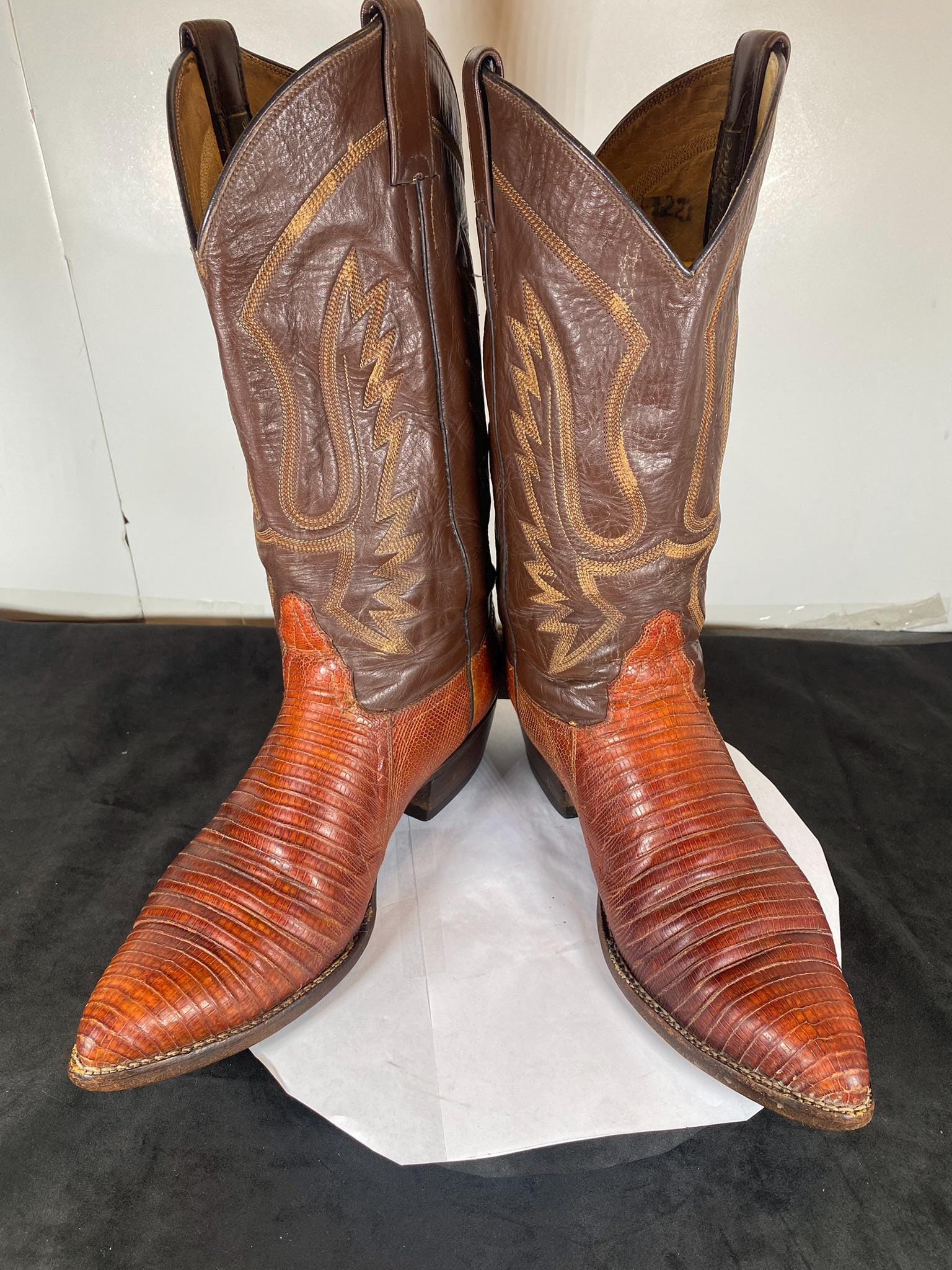 Vintage Teju Lizard Exotic Skin Cowboy
Boots - Black Cherry / Burgundy Lizard J Toe “Black Cherry” Boots – Western Boots Fashion main image 2