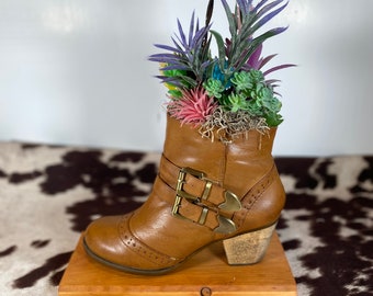 Decorative Cowgirl Boot with  Faux Cactus, Western Design, Mantlepiece Decoration, office décor, rustic, western cowgirl boot,