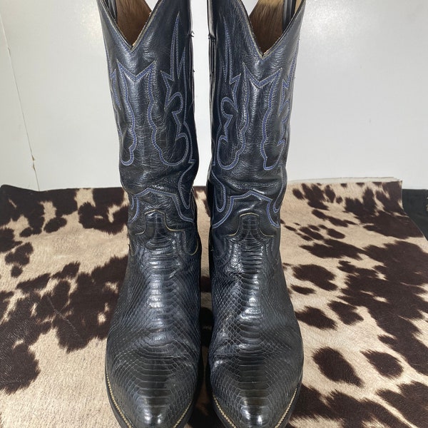 Men's Black 9.5 Vintage Ticuan, Mexican Made Boots, Lizard and Leather Western Styled Black Boots,