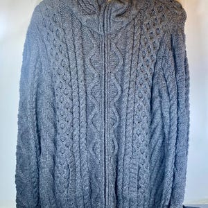 Aron Woolen Mills, Men's Large Irish Merino Wool Sweater, Made in Ireland, Grey Cable Knitted Sweater, Zippered Front,