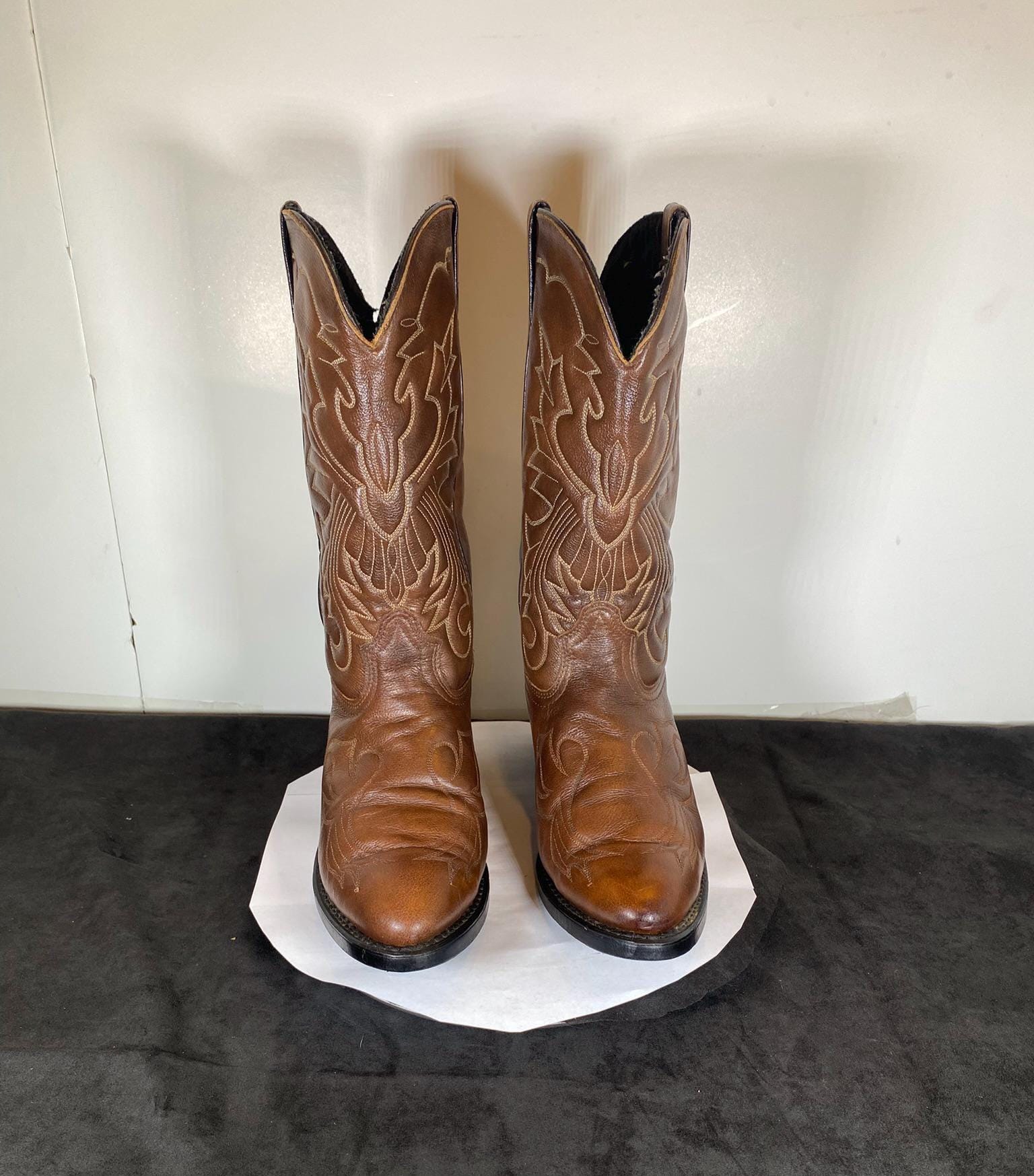 Mens Used Cowboy Boots 10d - Etsy display picture 2
