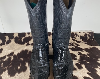 Vintage, Men's 8, Made in Mexico,  Bootmaker, El Regio, Exotic Genuine Full Quill Ostrich Leather Western Cowboy Boot, Snip Toe Boot