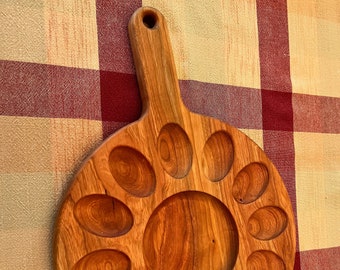Round Egg Tray with Paddle Handle (CNC files only, no physical product will ship)