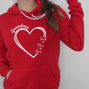 Custom Grandma Sweatshirt, Grandma Heart Sweatshirt, Grandkids Name Shirt, Grandma Hoodie, Great Grandma Gift, Gifts for Grandma, Nana Shirt immagine 5