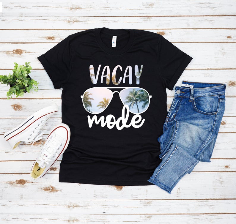 Vacay Mode T-Shirt, Vacation Shirt, Vacay Mode On, Travel Lover Gifts, Travel Shirt, Adventure Lover Shirt, Traveler Shirt, Vacation Shirts Bild 3