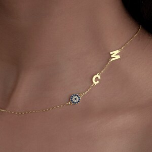 Sterling Silber seitlich mehrere Buchstaben Halskette, personalisierte Gold Buchstabe Evil Eye Halskette, Geburtstagsgeschenk für sie, Frauen, Mutter Geschenk