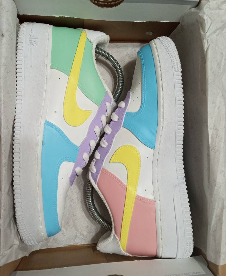 airforce nike pastel