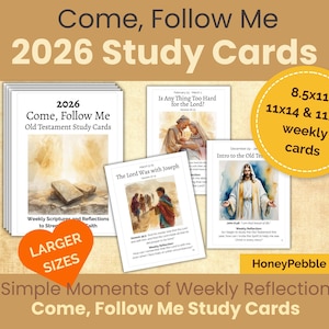 Peut inclure: Ensemble de cartes d'étude Come, Follow Me 2026 pour l'Ancien Testament, avec des illustrations. Les tailles disponibles sont indiquées : 21,6x27,9 cm, 27,9x35,6 cm et 27,9x43,2 cm. Le texte comprend "Simple Moments of Weekly Reflection".