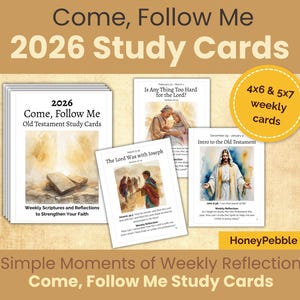 Puede incluir: Un conjunto de tarjetas de estudio tituladas "Come, Follow Me 2026 Study Cards". Las tarjetas presentan imágenes y texto, incluyendo "Old Testament Study Cards" y reflexiones semanales. Las tarjetas están disponibles en tamaños de 10,16 x 15,24 cm y 12,7 x 17,78 cm.