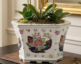Tobacco Leaf Chinoiserie Planter, Large Famille Rose Porcelain Cachepot, Grandmillennial Floral Centerpiece Bowl