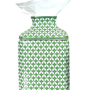 Green and White Porcelain Tissue Box Cover Holder Square