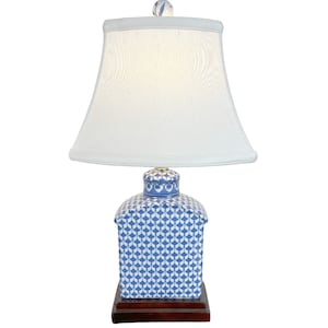 Blue and White Country Blue Pattern Table Lamp