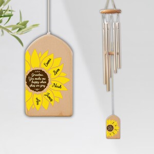 Personalized Sunflower Wind Chimes, You Make Me Happy, Kids Name Sign, Mother's Day Gift, Family Wind Chime, Gift for Grandma, Mom Gift image 4