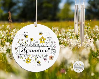 Personalized Wind Chimes, Custom Kid Name, Grandma Bee Flower Wind Chimes, Cute Grandkid Bee, Mother's Day Gift, Gift for Grandma