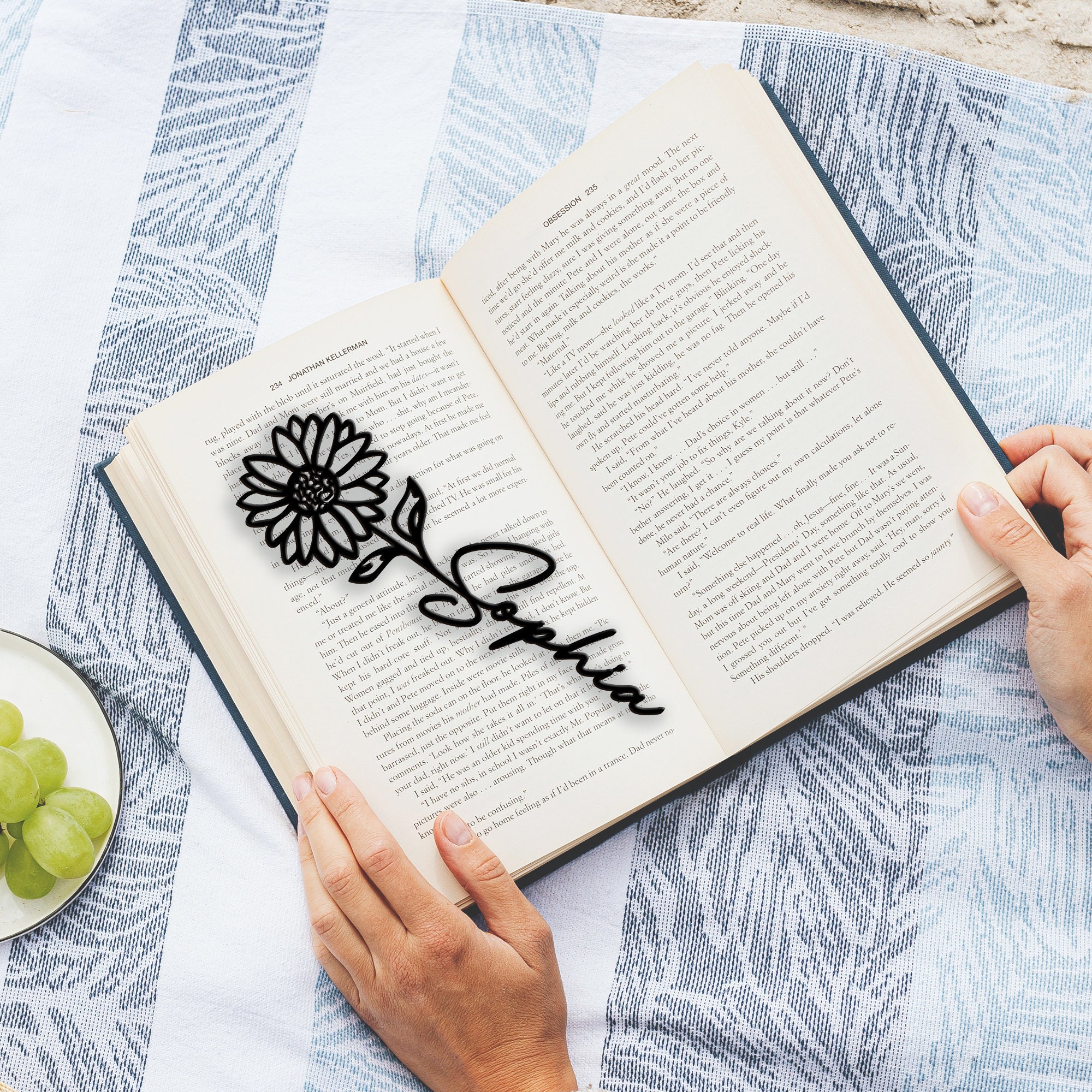 Custom Bookmark, Book Lover Gift, Daisy Bookmark, Back to School Gift, Teacher Gift, Unique Bookmark, Daisy Lover, Unique Gift