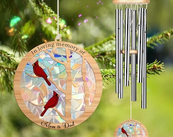 Carillon éolien teinté personnalisé, En mémoire de, oiseau cardinal sur un arbre, attrape-soleil commémoratif, couple d'oiseaux rouges, carillon éolien Sympathy