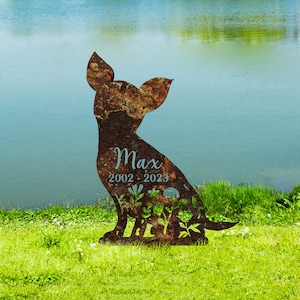 Custom Memorial Rusty Metal Sign, Chihuahua Dog Loss, Sympathy Gift, Rusty Metal Stake, Pet Grave Markers,Chihuahua Lover,Vintage Sign