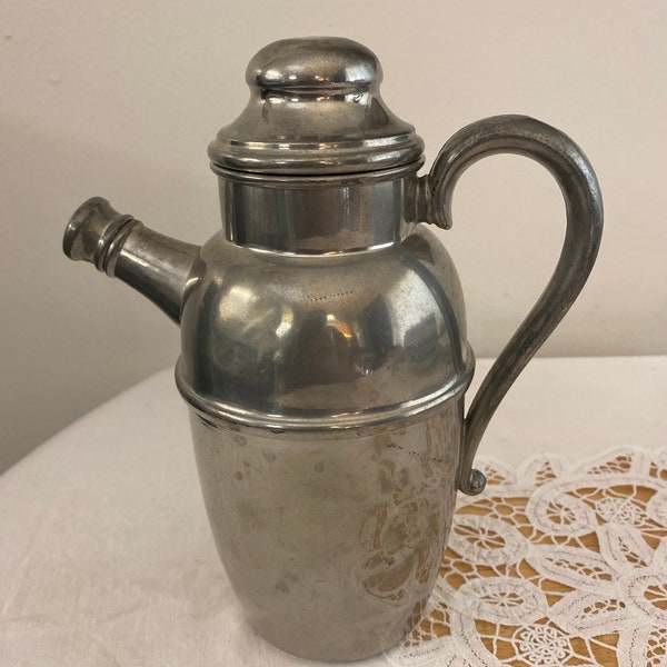 Vintage Federal Solid Pewter teapot