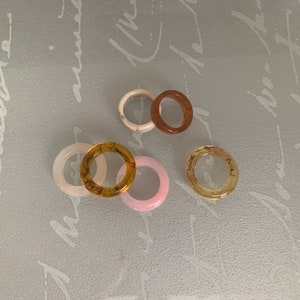 Minimalist Stackable Rings, French Retro Acrylic Resin Ring, Colorful Acrylic Ring, Acetate Resin Stacking Resin Ring / 6 pcs