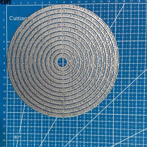 Deckled edge nested Circle die set 12set