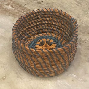 Tiny Pine Needle Basket - Black Walnut Shell Slice Base