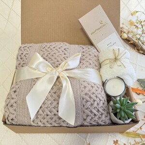 Self Care Gift Box, Sending hugs gift box, Care Package For Her, Care Package Friend, Thinking Of You, Tea Gift Box, Cheer Up Gift Box