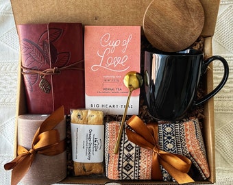 Fall gift box, warm gift, thankful for you, hygge gift basket, birthday gift idea, gift box for women, care package, thank you gift
