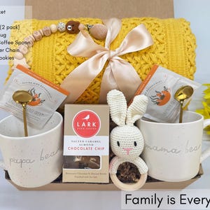 Expecting Parents Deluxe Gift Box, New Mom and Dad Gift Box, Pregnancy Gift Box, New Baby Gift Basket, Gift Box for New Parents
