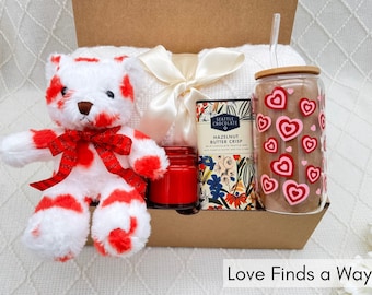 Valentines Gift Box for Her, Hug in a Box,Hygge Gift box for women, Thinking of You care package, Birthday gifts for her,Gift Box for couple