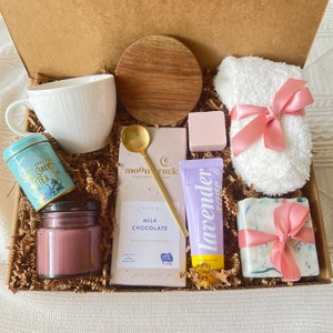 Ladies Gift Box, Self Care Spa Gift Set for her, Birthday hamper for her, Home Spa Day, Pamper Gift for Mom, Relaxation Spa Set kits & gifts