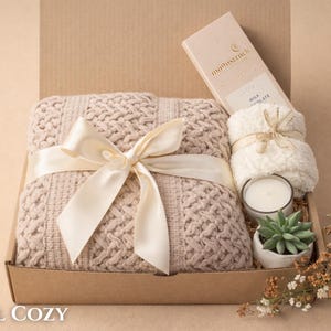 Miscarriage sympathy gift box for friend or family member to show you are thinking of them