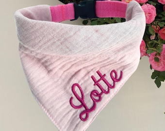 Muslin hundbandana med broderat halsband, personlig bandana, hundgåva, bomullshundbandana