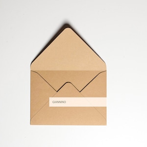 Enveloppe élégante, kraft, 180 gsm, enveloppe 5 x 7, enveloppe, enveloppe épaisse, enveloppes faites à la main. prêt à être expédié