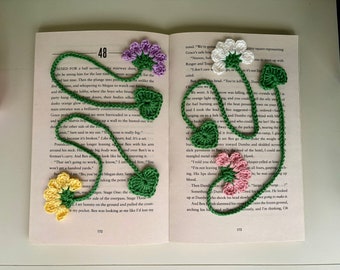 Handmade Bookmark Crochet Gift Cute bookmark gift for mum flower bookmark Crochet bookmark for friend reader gift stocking stuffer bookworm