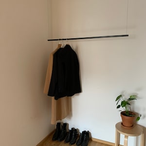 Hangende kledingroede TB01 van zwart ruw staal | L 40-90 | Plafondmontage | Minimalistisch | Industriële stijl | Tijdloos ontwerp
