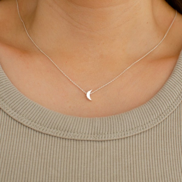 Zarte 925er Silber Kette mit Mond Anhänger, Halskette für Frauen, minimalistischer Mond, Boho Schmuck, Himmelskörper, Mond Medaillon