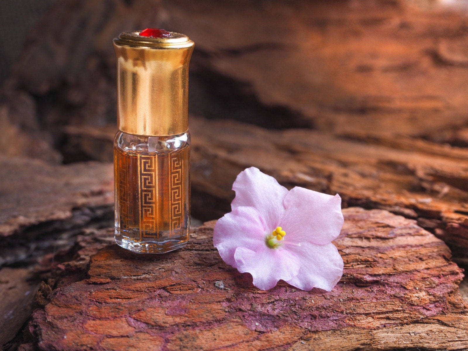 Fresh Exotic Saffron Rose Fragrance Oil Perfume Attar Itar (7 ml