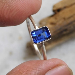 Sapphire Vintage Ring Blue Sapphire Baguette Ring•14k Gold Sapphire Ring•September Birthstone Ring•Bridesmaid Gift Ring•Sapphire Gemstone