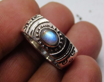 Boho Moonstone Ring•Sterling Silver Ring For Women•Statement Ring With moon Stone•Birthstone Gemstone Ring•Handmade Moonstone Ring For Her
