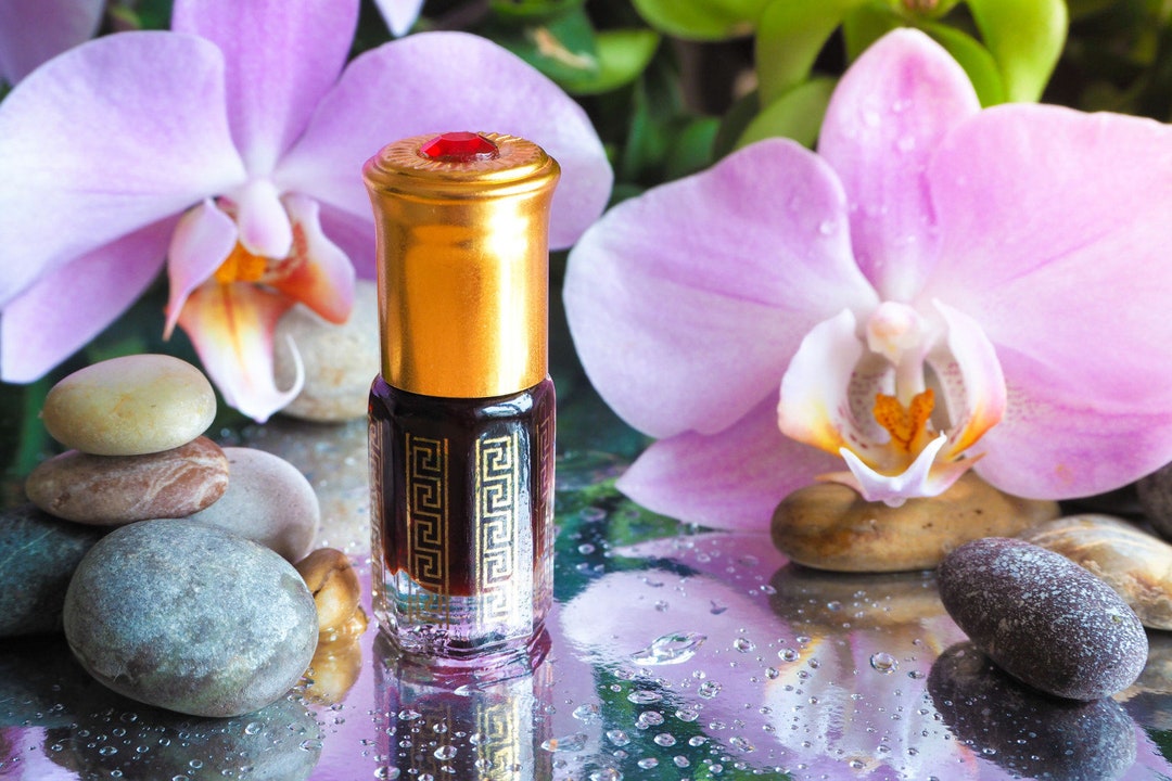 Black Oudh Supreme Attar/ Oud Perfume Oil Premium Perfume Oil Attar Oil