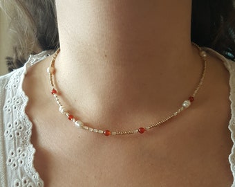 Karneol Halsband med Ädelstenspärlor, Elegant Boho Minimalistiskt Smycke