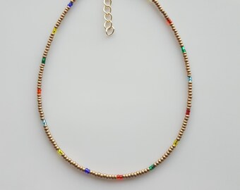 Collar delicado de cuentas doradas, gargantilla fina de cristal colorida, joyería