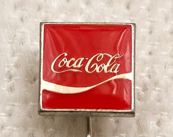 ヴィンテージ コカ・コーラ「ビッグドリンク」ピン - Etsy 日本